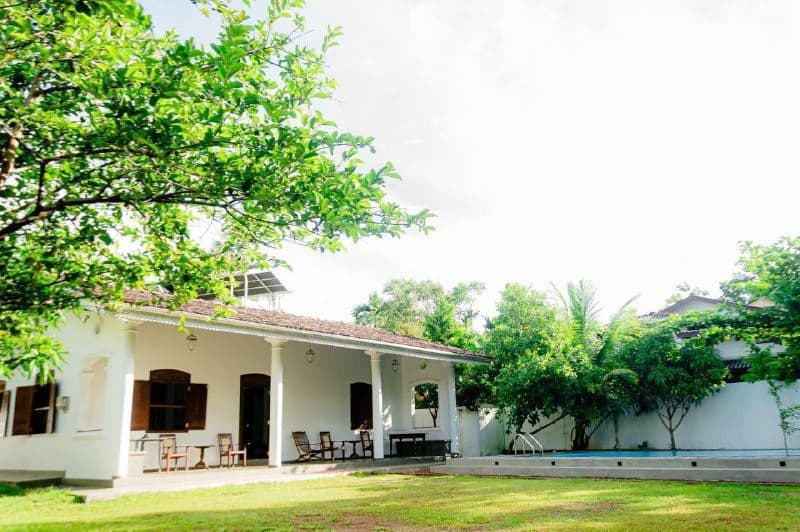 3-bedroom villa with pool in Talpe