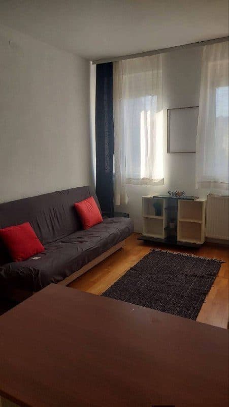 Studio in Hadลพi Ruvimova
