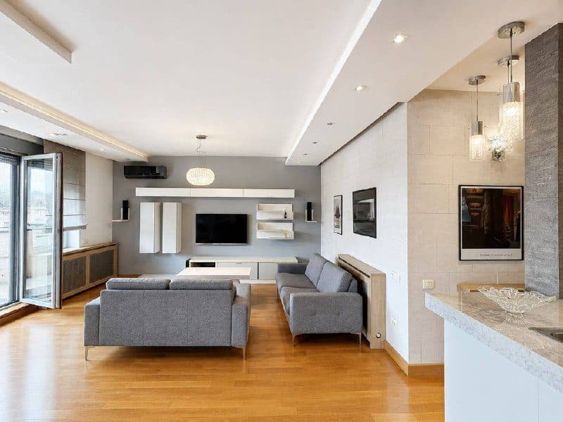 4-bedroom apartment on Stevana Sremca